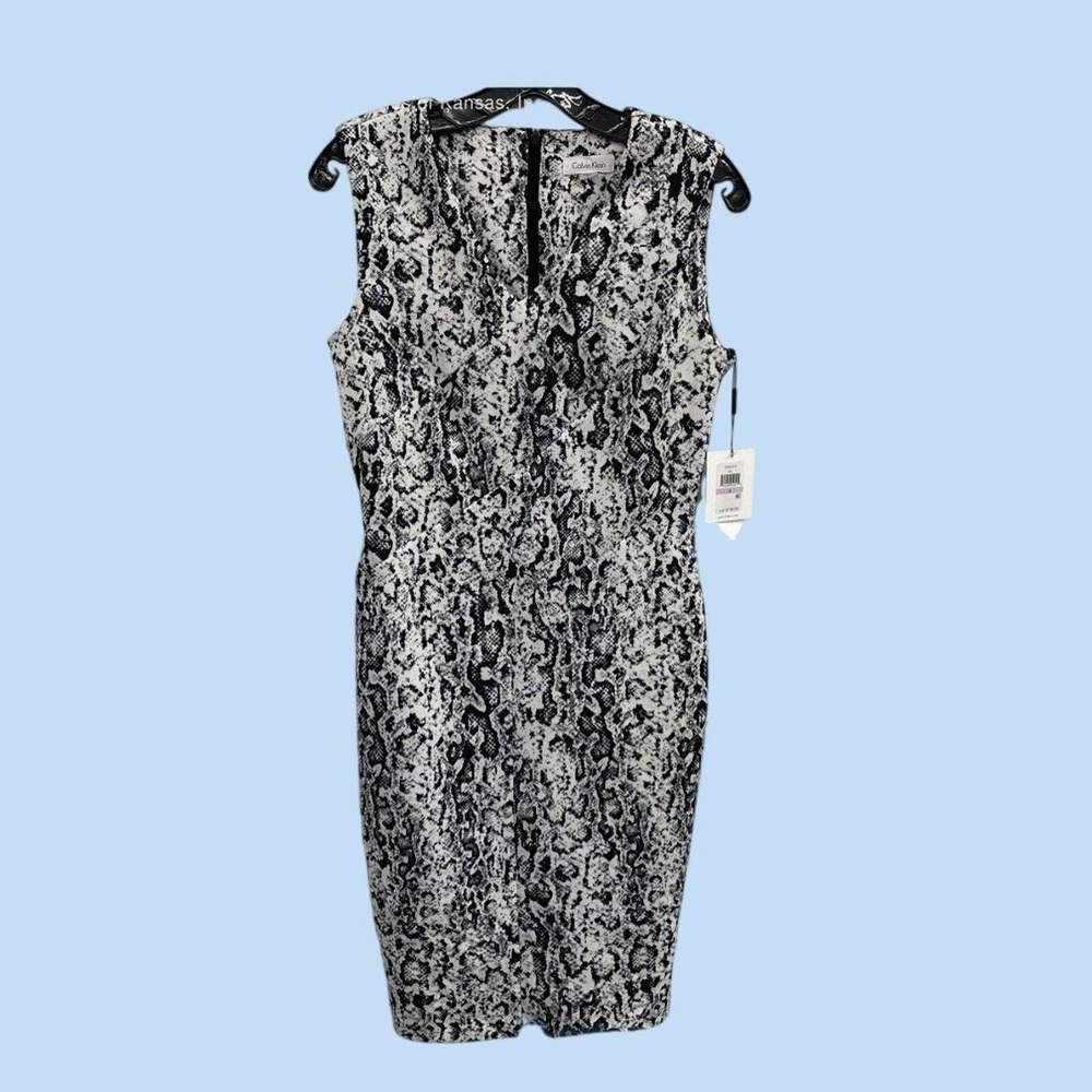 Calvin Klein Womens Size 6 White Black Snakeskin Print Sleeveless Sheath Dress